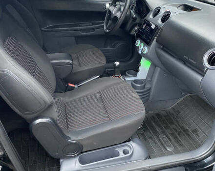 Черный Мицубиси Кольт, объемом двигателя 1.3 л и пробегом 114 тыс. км за 4000 $, фото 23 на Automoto.ua