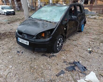 Черный Мицубиси Кольт, объемом двигателя 1.3 л и пробегом 215 тыс. км за 1183 $, фото 5 на Automoto.ua