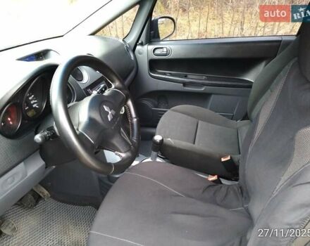 Черный Мицубиси Кольт, объемом двигателя 1.1 л и пробегом 251 тыс. км за 3200 $, фото 8 на Automoto.ua