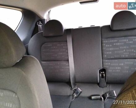 Черный Мицубиси Кольт, объемом двигателя 1.1 л и пробегом 251 тыс. км за 3200 $, фото 10 на Automoto.ua