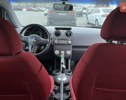 Чорний Міцубісі Кольт, об'ємом двигуна 1.3 л та пробігом 134 тис. км за 3600 $, фото 12 на Automoto.ua