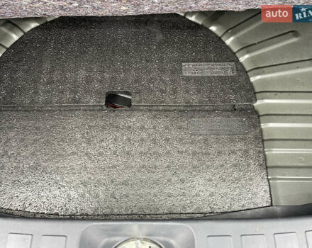 Чорний Міцубісі Кольт, об'ємом двигуна 1.3 л та пробігом 184 тис. км за 5000 $, фото 20 на Automoto.ua