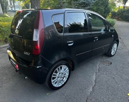 Черный Мицубиси Кольт, объемом двигателя 1.3 л и пробегом 211 тыс. км за 2990 $, фото 4 на Automoto.ua