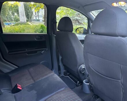 Черный Мицубиси Кольт, объемом двигателя 1.3 л и пробегом 211 тыс. км за 2990 $, фото 17 на Automoto.ua