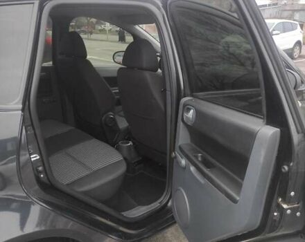 Черный Мицубиси Кольт, объемом двигателя 1.33 л и пробегом 184 тыс. км за 5000 $, фото 10 на Automoto.ua