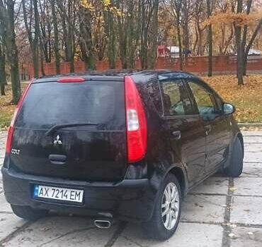 Чорний Міцубісі Кольт, об'ємом двигуна 1.3 л та пробігом 200 тис. км за 3000 $, фото 7 на Automoto.ua