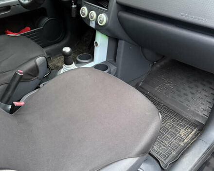 Черный Мицубиси Кольт, объемом двигателя 1.33 л и пробегом 173 тыс. км за 4200 $, фото 13 на Automoto.ua