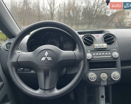 Чорний Міцубісі Кольт, об'ємом двигуна 1.3 л та пробігом 184 тис. км за 5000 $, фото 17 на Automoto.ua