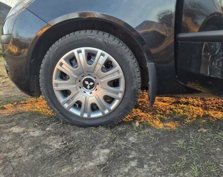 Чорний Міцубісі Кольт, об'ємом двигуна 1.33 л та пробігом 184 тис. км за 5000 $, фото 5 на Automoto.ua