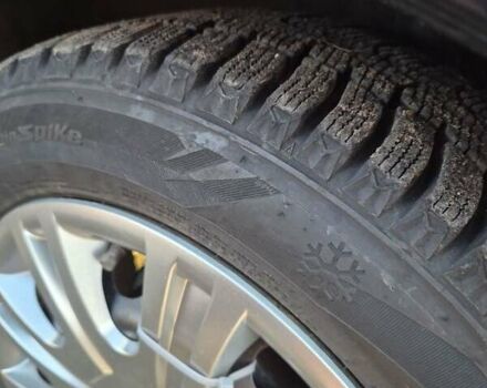 Чорний Міцубісі Кольт, об'ємом двигуна 1.33 л та пробігом 184 тис. км за 5000 $, фото 6 на Automoto.ua