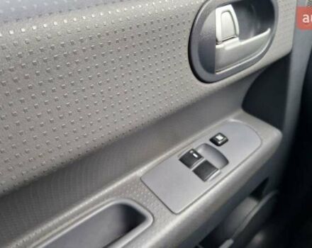 Черный Мицубиси Кольт, объемом двигателя 1.33 л и пробегом 234 тыс. км за 4555 $, фото 10 на Automoto.ua