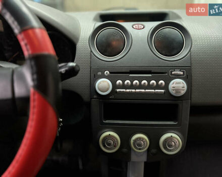 Черный Мицубиси Кольт, объемом двигателя 1.33 л и пробегом 223 тыс. км за 3750 $, фото 7 на Automoto.ua