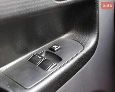 Черный Мицубиси Кольт, объемом двигателя 1.33 л и пробегом 201 тыс. км за 4300 $, фото 21 на Automoto.ua