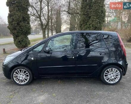 Черный Мицубиси Кольт, объемом двигателя 1.33 л и пробегом 133 тыс. км за 4000 $, фото 5 на Automoto.ua