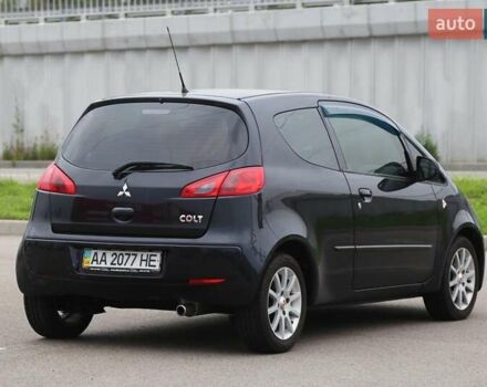 Черный Мицубиси Кольт, объемом двигателя 1.33 л и пробегом 201 тыс. км за 4300 $, фото 6 на Automoto.ua