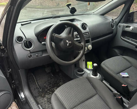 Чорний Міцубісі Кольт, об'ємом двигуна 1.32 л та пробігом 181 тис. км за 4400 $, фото 7 на Automoto.ua