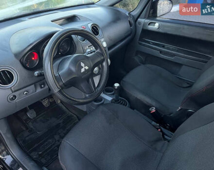Міцубісі Кольт 2008 у Хмельницькому на Automoto.ua Чорний Міцубісі Кольт, об'ємом двигуна 1.3 л та пробігом 267 тис. км за 4000 $, фото 8 на Automoto.ua