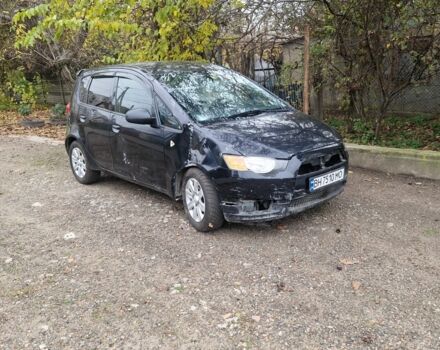 Черный Мицубиси Кольт, объемом двигателя 1.3 л и пробегом 200 тыс. км за 1100 $, фото 4 на Automoto.ua