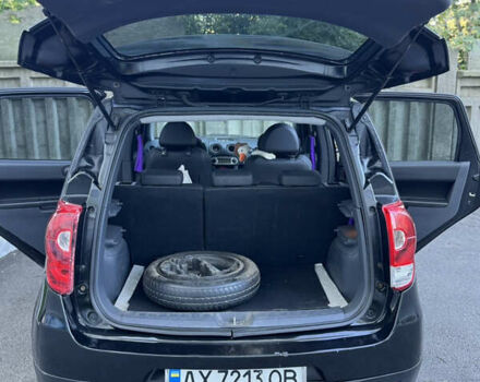 Черный Мицубиси Кольт, объемом двигателя 1.3 л и пробегом 259 тыс. км за 4600 $, фото 5 на Automoto.ua