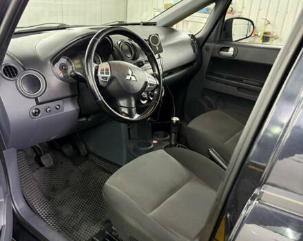 Черный Мицубиси Кольт, объемом двигателя 1.33 л и пробегом 210 тыс. км за 4500 $, фото 14 на Automoto.ua