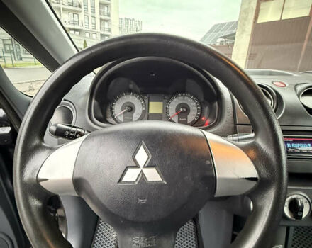 Черный Мицубиси Кольт, объемом двигателя 1.1 л и пробегом 250 тыс. км за 3700 $, фото 13 на Automoto.ua