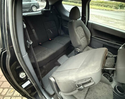 Чорний Міцубісі Кольт, об'ємом двигуна 1.33 л та пробігом 250 тис. км за 4000 $, фото 8 на Automoto.ua