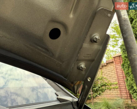 Черный Мицубиси Кольт, объемом двигателя 1.3 л и пробегом 173 тыс. км за 5800 $, фото 25 на Automoto.ua