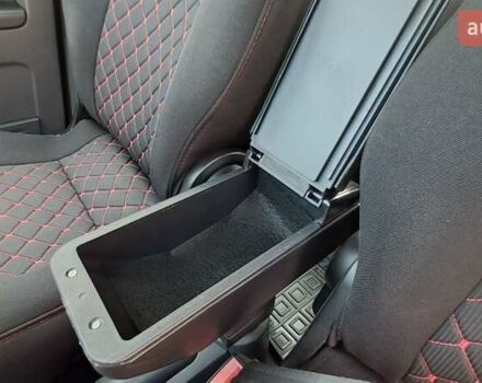 Чорний Міцубісі Кольт, об'ємом двигуна 1.3 л та пробігом 105 тис. км за 6800 $, фото 29 на Automoto.ua