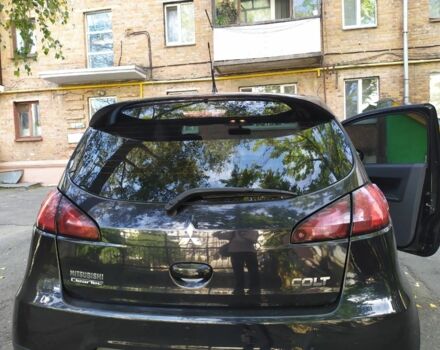 Чорний Міцубісі Кольт, об'ємом двигуна 1.1 л та пробігом 115 тис. км за 4000 $, фото 2 на Automoto.ua