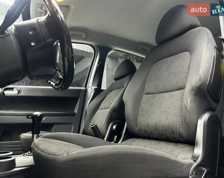 Черный Мицубиси Кольт, объемом двигателя 1.1 л и пробегом 140 тыс. км за 5600 $, фото 7 на Automoto.ua