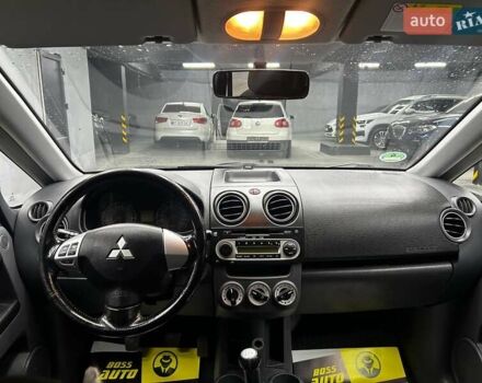Черный Мицубиси Кольт, объемом двигателя 1.1 л и пробегом 140 тыс. км за 5600 $, фото 8 на Automoto.ua