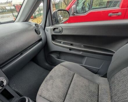 Черный Мицубиси Кольт, объемом двигателя 1.1 л и пробегом 250 тыс. км за 4100 $, фото 3 на Automoto.ua