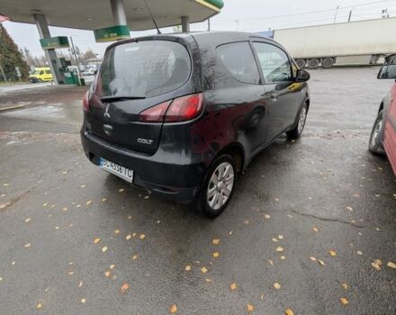 Черный Мицубиси Кольт, объемом двигателя 1.1 л и пробегом 250 тыс. км за 4100 $, фото 6 на Automoto.ua