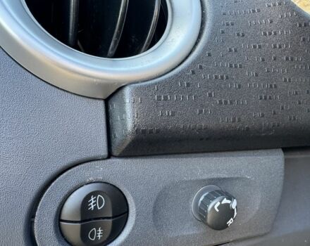 Черный Мицубиси Кольт, объемом двигателя 1.3 л и пробегом 170 тыс. км за 7100 $, фото 5 на Automoto.ua