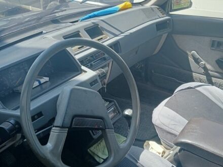 Міцубісі Кольт 1988 у Чернівцях на Automoto.ua Чорний Міцубісі Кольт, об'ємом двигуна 1.4 л та пробігом 150 тис. км за 361 $, фото 1 на Automoto.ua
