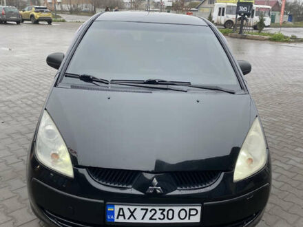 Черный Мицубиси Кольт, объемом двигателя 1.3 л и пробегом 114 тыс. км за 4000 $, фото 1 на Automoto.ua