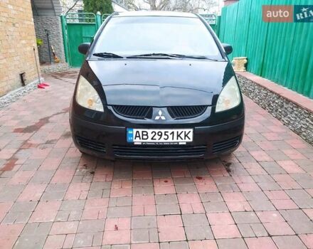 Черный Мицубиси Кольт, объемом двигателя 1.33 л и пробегом 151 тыс. км за 4500 $, фото 1 на Automoto.ua