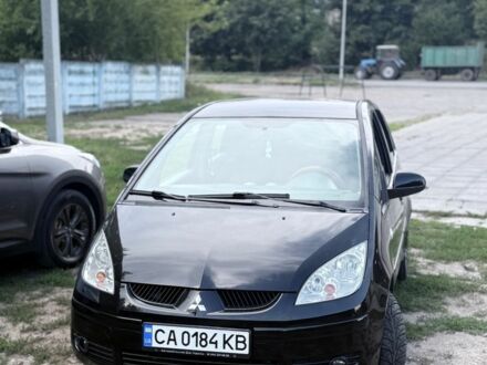 Міцубісі Кольт 2007 у Смеле на Automoto.ua Чорний Міцубісі Кольт, об'ємом двигуна 1.5 л та пробігом 159 тис. км за 5300 $, фото 1 на Automoto.ua