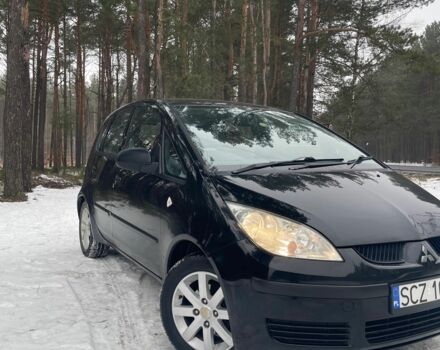 Черный Мицубиси Кольт, объемом двигателя 0 л и пробегом 190 тыс. км за 1600 $, фото 1 на Automoto.ua