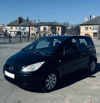 Черный Мицубиси Кольт, объемом двигателя 1.33 л и пробегом 164 тыс. км за 5100 $, фото 1 на Automoto.ua