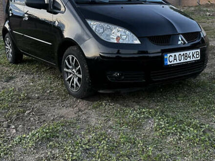 Мицубиси Кольт 2007 в Смеле на Automoto.ua Черный Мицубиси Кольт, объемом двигателя 1.47 л и пробегом 165 тыс. км за 5100 $, фото 1 на Automoto.ua