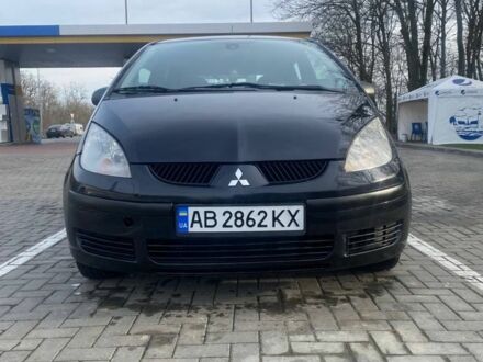 Черный Мицубиси Кольт, объемом двигателя 1.3 л и пробегом 213 тыс. км за 3700 $, фото 1 на Automoto.ua