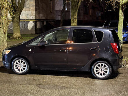 Черный Мицубиси Кольт, объемом двигателя 1.33 л и пробегом 210 тыс. км за 4500 $, фото 1 на Automoto.ua