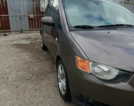 Мицубиси Кольт 2011 в Балаклее на Automoto.ua Коричневый Мицубиси Кольт, объемом двигателя 1.3 л и пробегом 240 тыс. км за 4900 $, фото 2 на Automoto.ua