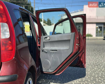 Красный Мицубиси Кольт, объемом двигателя 1.33 л и пробегом 205 тыс. км за 3500 $, фото 13 на Automoto.ua