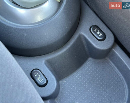 Красный Мицубиси Кольт, объемом двигателя 1.33 л и пробегом 205 тыс. км за 3500 $, фото 33 на Automoto.ua