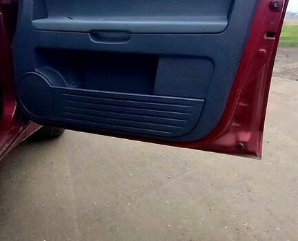 Красный Мицубиси Кольт, объемом двигателя 1.5 л и пробегом 240 тыс. км за 1600 $, фото 3 на Automoto.ua