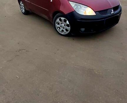 Красный Мицубиси Кольт, объемом двигателя 1.5 л и пробегом 240 тыс. км за 1600 $, фото 1 на Automoto.ua