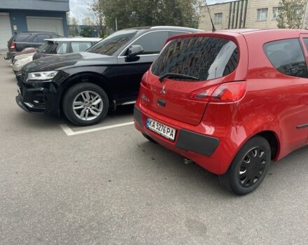 Мицубиси Кольт 2005 в Киеве на Automoto.ua Красный Мицубиси Кольт, объемом двигателя 1.1 л и пробегом 144 тыс. км за 3750 $, фото 3 на Automoto.ua