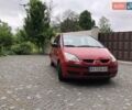 Красный Мицубиси Кольт, объемом двигателя 1.12 л и пробегом 210 тыс. км за 3300 $, фото 1 на Automoto.ua